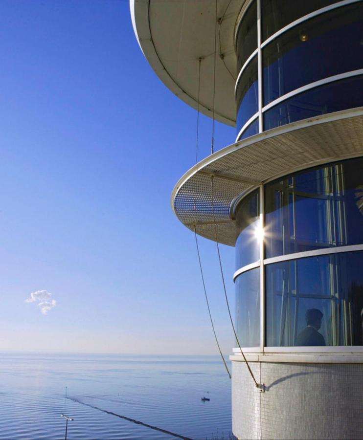 Marine Villa Hotel & Suites - Close To Beach, Train Station & Southend Airport Buitenkant foto